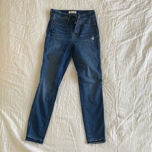 Madewell 10” high rise denim - distressed - Sz 26